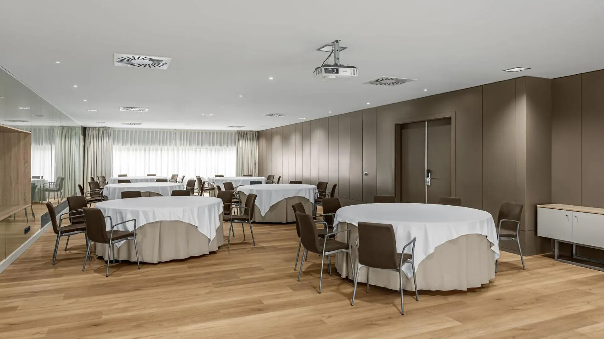 Ac Hotel Gava Mar